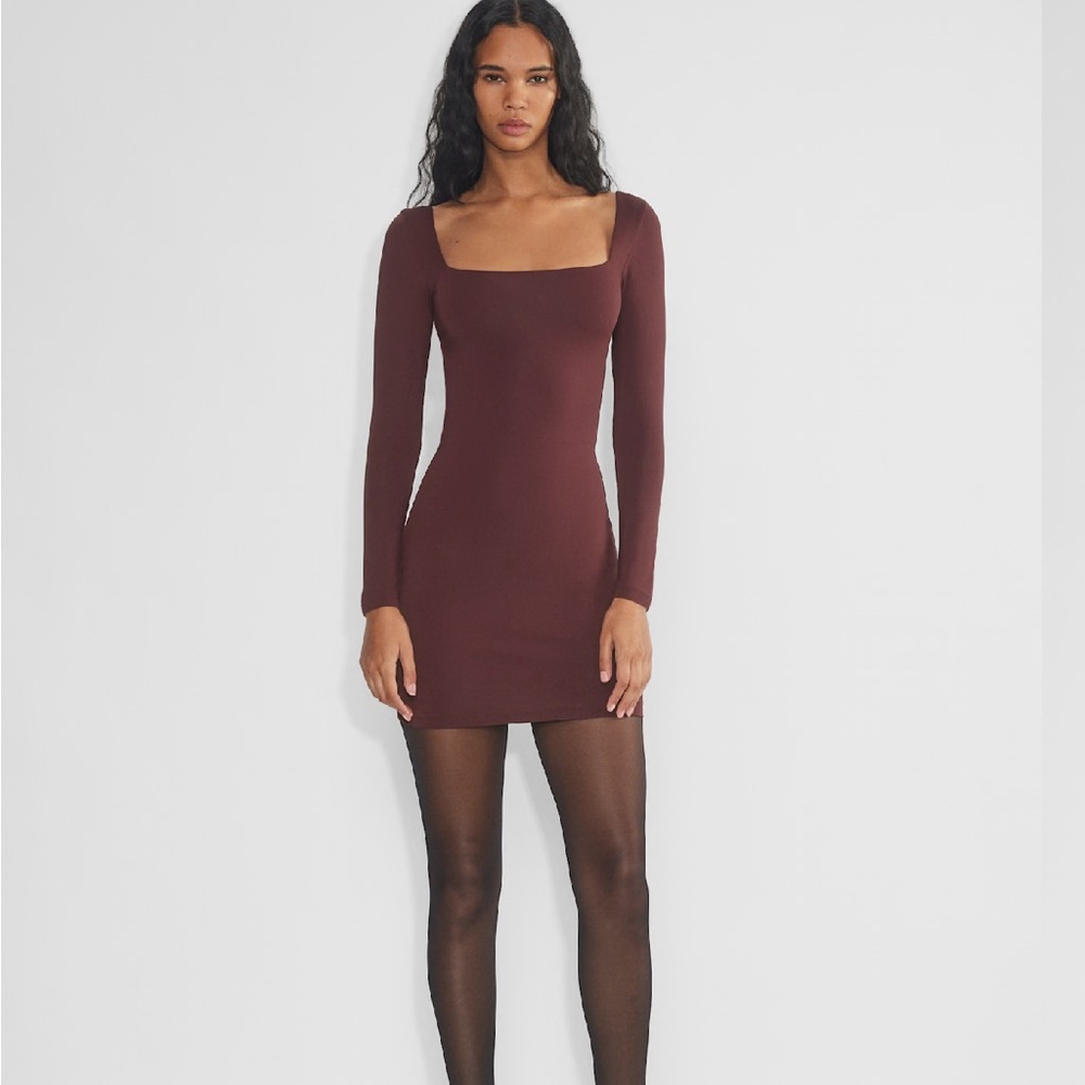 Aritzia Contour Squareneck Longsleeve Mini Burgundy Dress